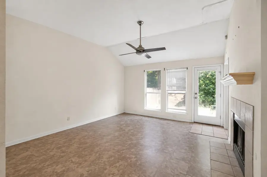 5300 Edenbourgh Ln, Austin, TX 78754 - #3