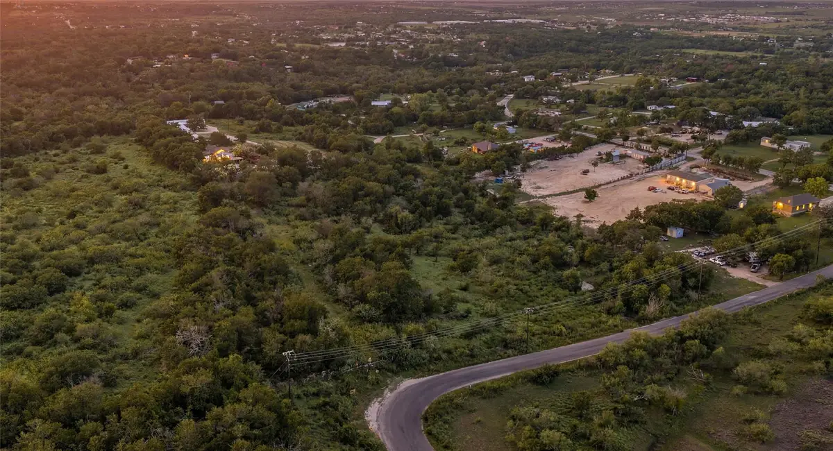 1400 Williamson Rd, Kyle, TX 78640 - #1