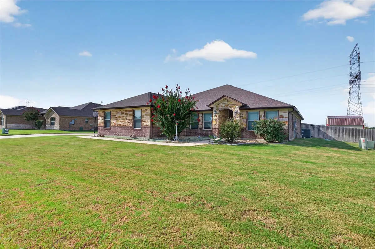 6149 Big Tree Dr, Salado, TX 76571 - #1