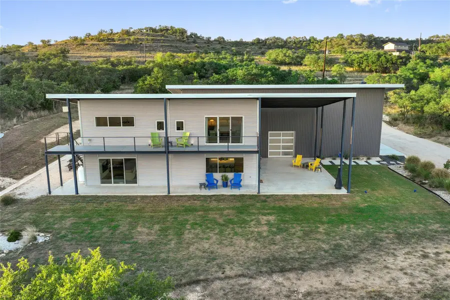 370 Gray Wolf, Blanco, TX 78606 - Image #2