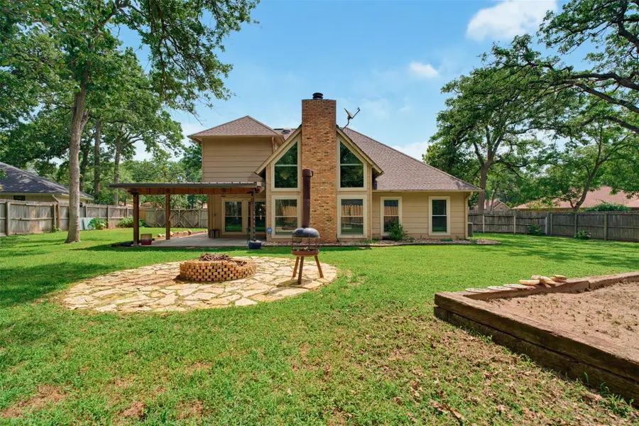 711 Brazos Ave, Rockdale, TX 76567 - #2