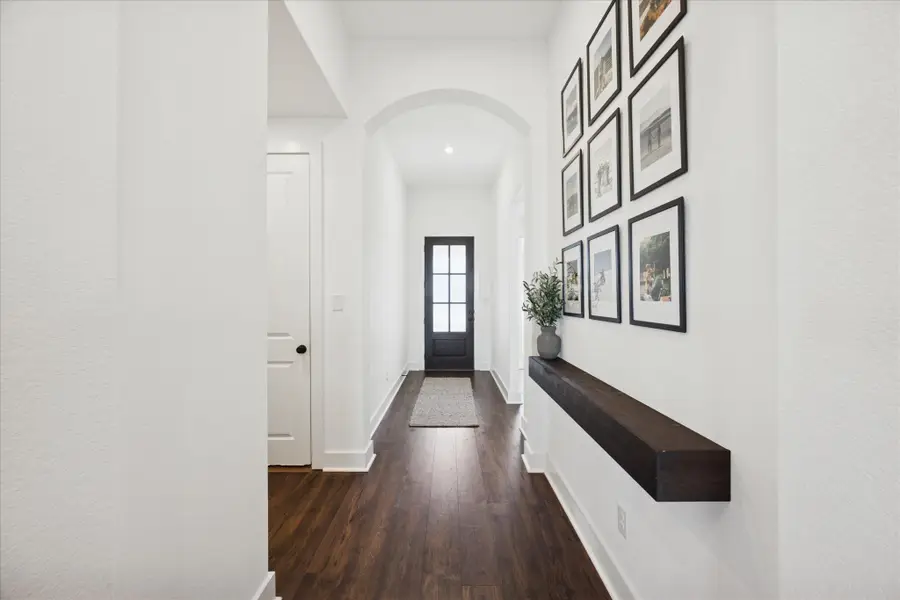 310 Westfield St, Hutto, TX 78634 - #3