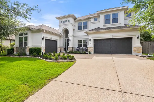 1928 Long Bow Dr, Leander, TX 78641