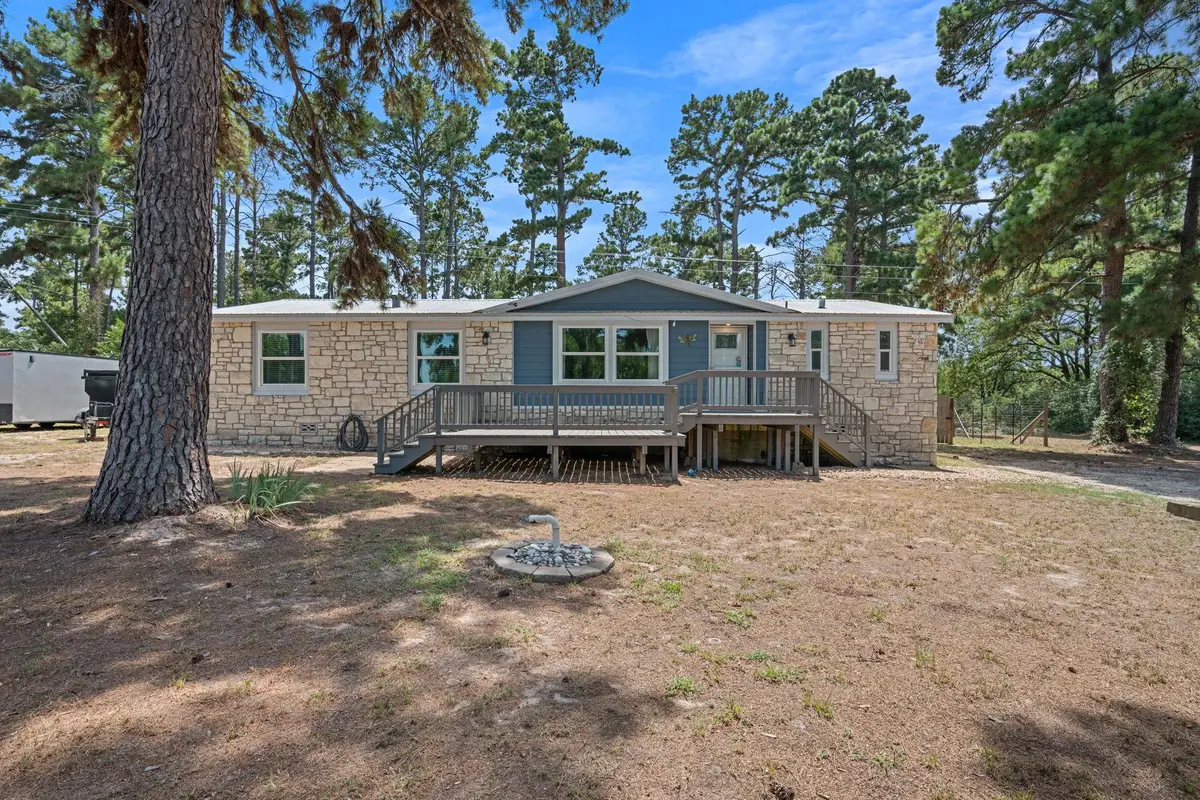 111 Scenic Farms Dr, McDade, TX 78650 - Image #1