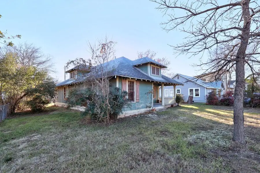 809 E 45th 1/2 St, Austin, TX 78751 - Image #3