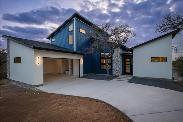 334 Lake Dr, Buchanan Dam, TX 78609