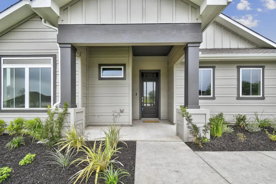 112 Black Kite Ct, Cedar Creek, TX 78612 - Image #3