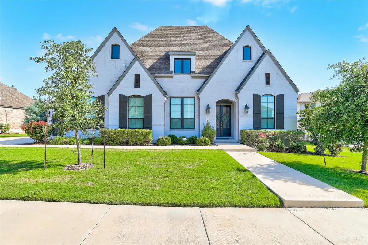 225 Sadaba St, Liberty Hill, TX 78642 - #1