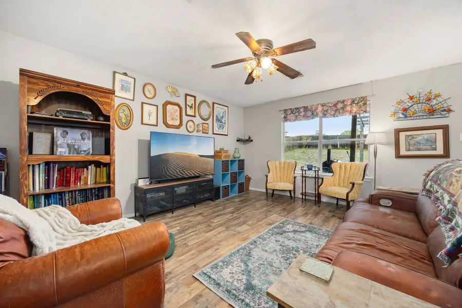 137 Sawgrass Cir, Kyle, TX 78640 - #3