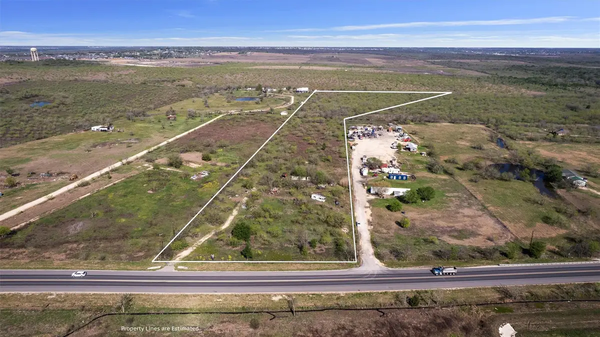 10745 N Camino Real, Uhland, TX 78640 - Image #1