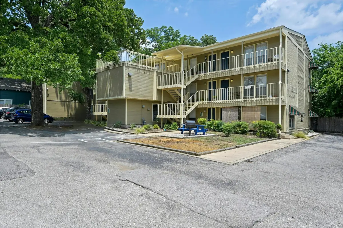 202 E 45th St #103, Austin, TX 78751 - Image #1