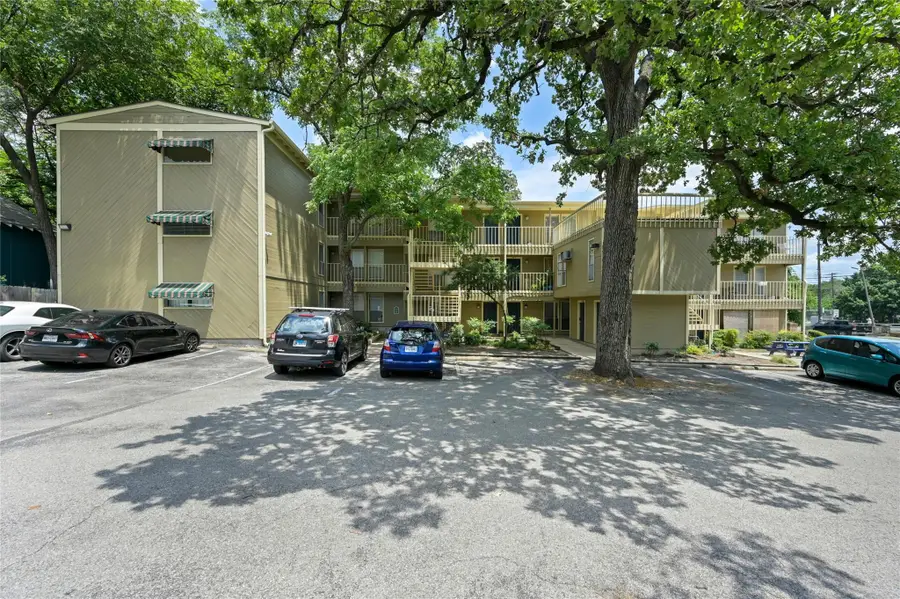 202 E 45th St #103, Austin, TX 78751 - Image #2