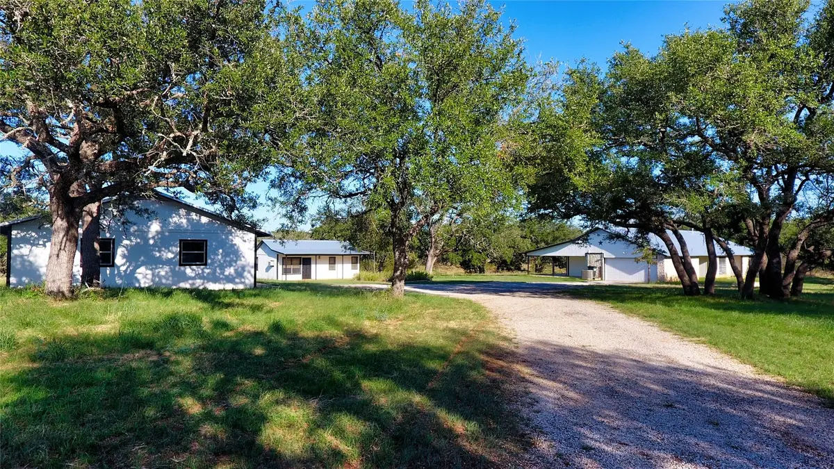 132 Offer Ln, Llano, TX 78643 - #1
