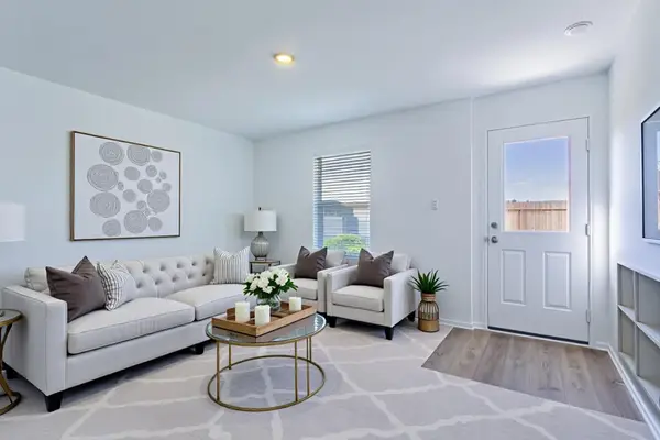 460 Marty Allen Loop, Jarrell, TX 76537