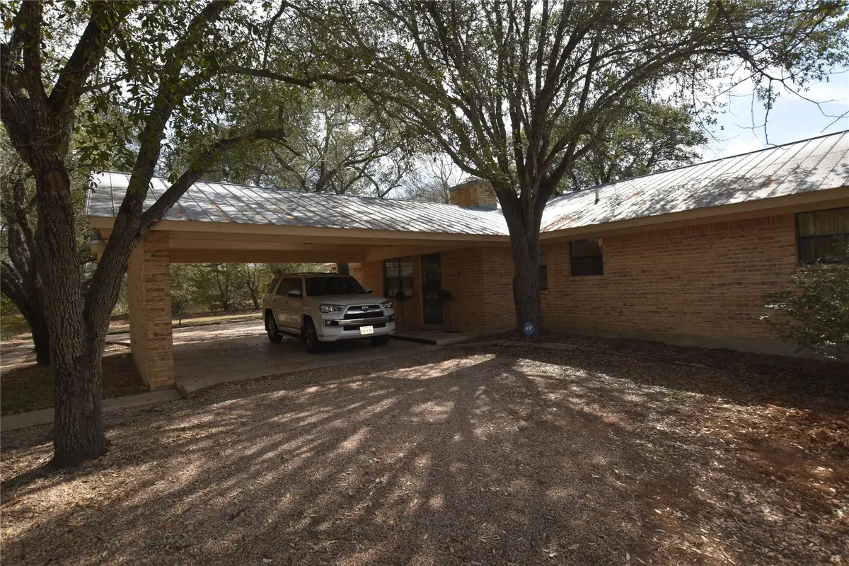 687 Fm 812 Rd, Red Rock, TX 78662 - #1