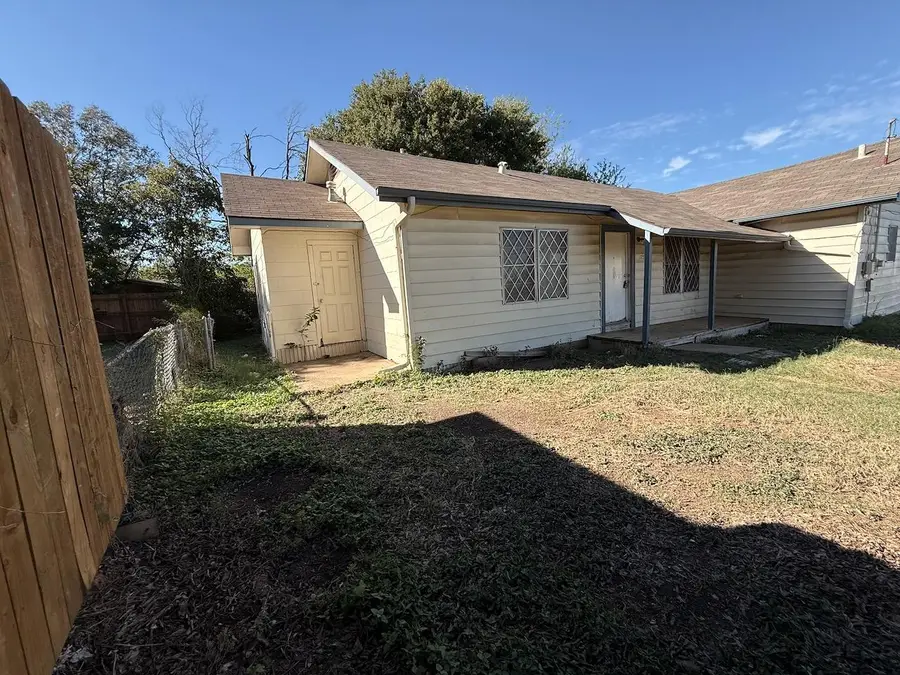 1750 Groesbeck St, Bryan, TX 77803 - #3