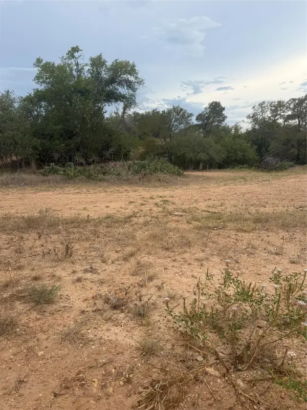 309 Kahana Ln, Bastrop, TX 78602