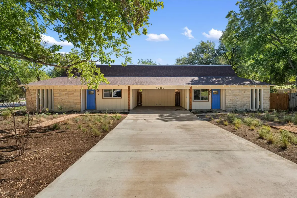 6209 Reicher Dr, Austin, TX 78723 - Image #1