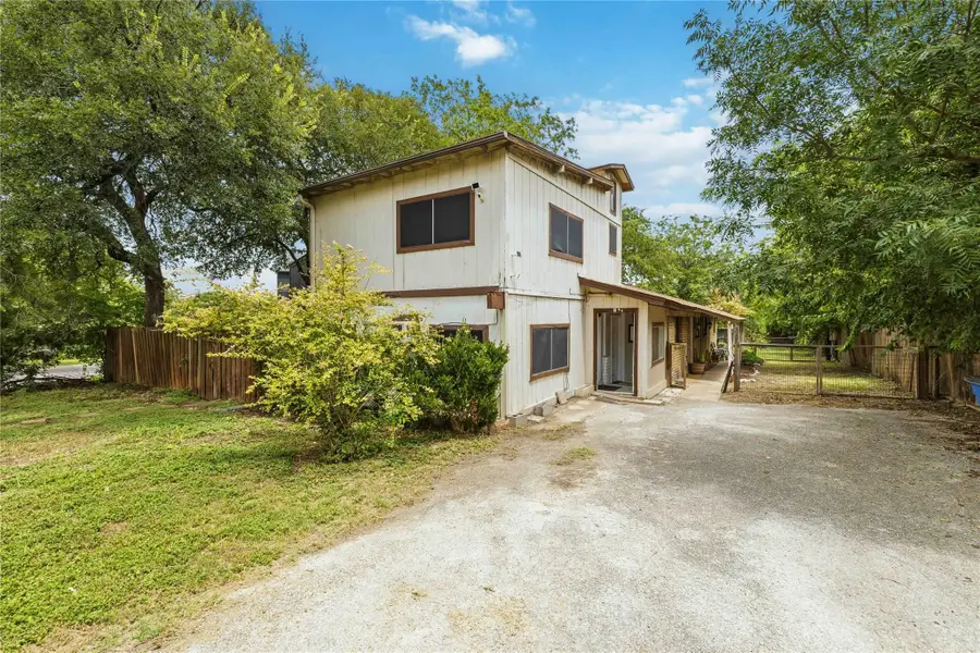 3305 Dolphin Dr, Austin, TX 78704 - #2
