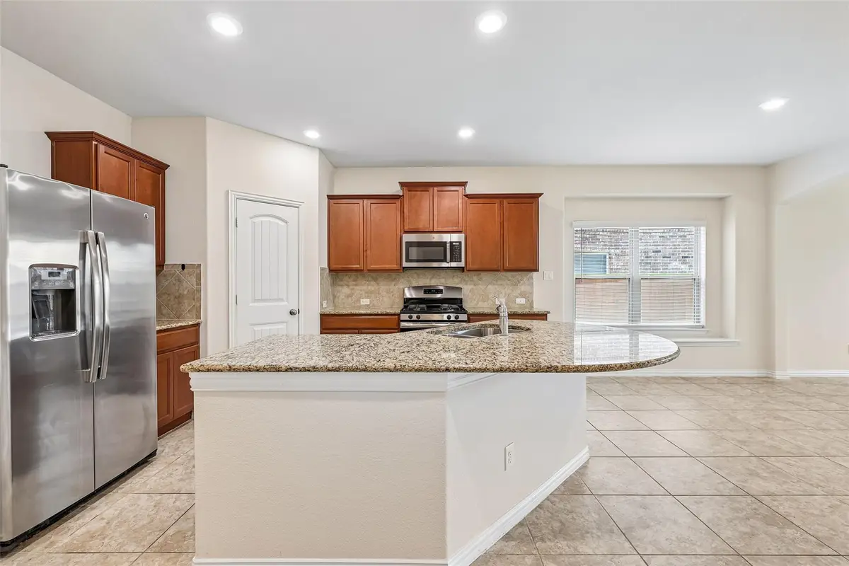 328 Shale Cir, Buda, TX 78610 - #1