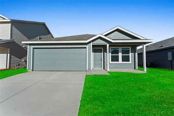 110 Ellendale Pl, Fredericksburg, TX 78624