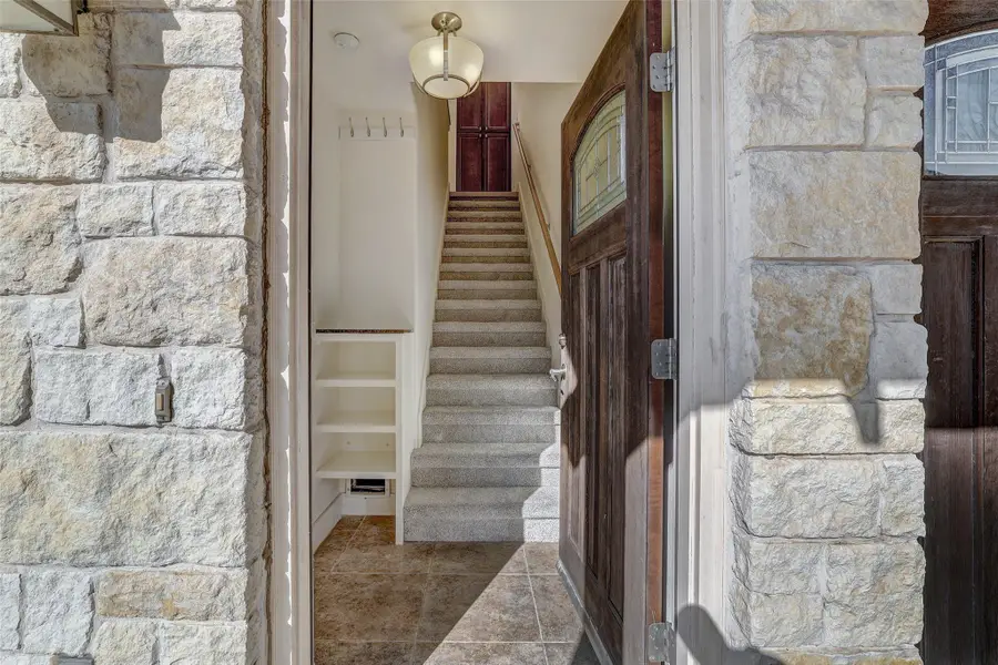 13420 Lyndhurst St #208, Austin, TX 78729 - Image #2
