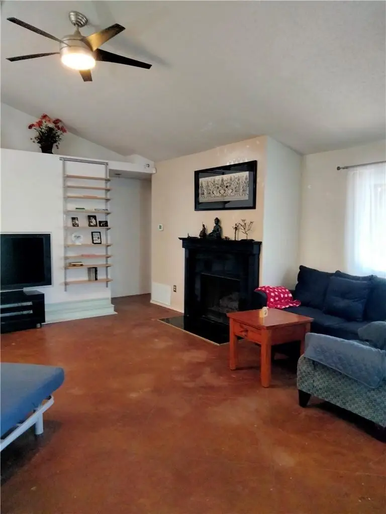 6413 Jennings Dr, Austin, TX 78727 - #3