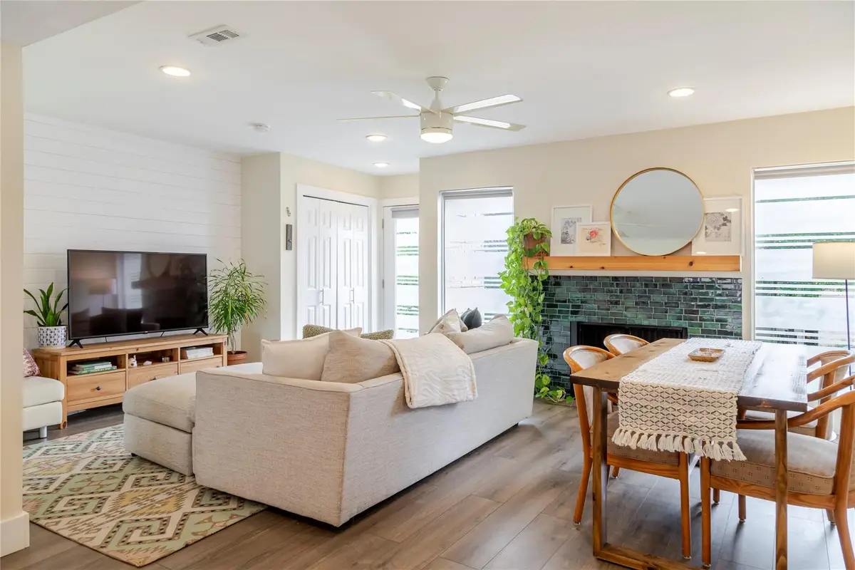 6410 Chimney Creek Cir #B, Austin, TX 78723 - #1