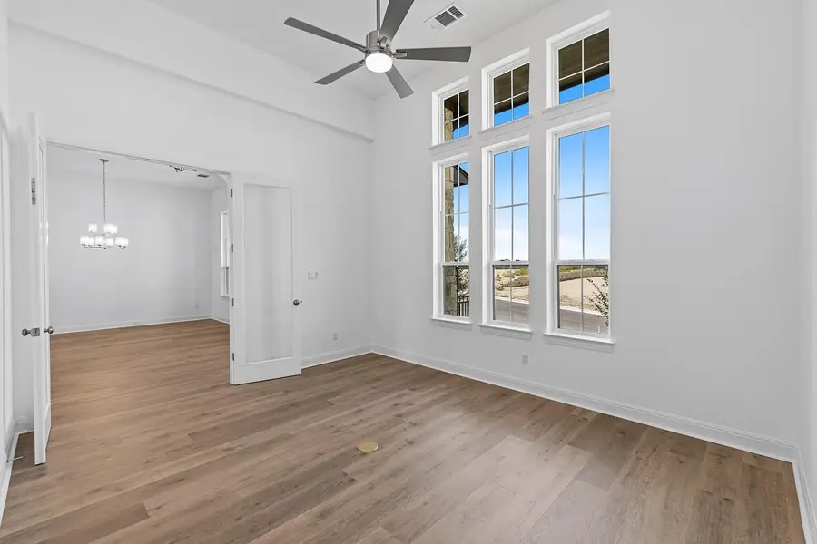 117 Yaklin Dr, Liberty Hill, TX 78642 - Image #2