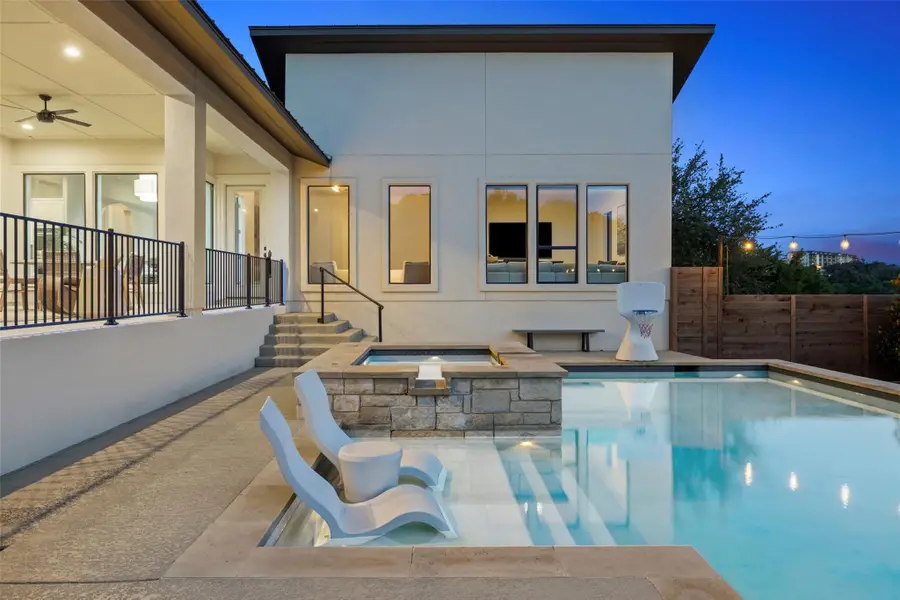 204 Ringtail Stream Dr, Lakeway, TX 78738 - Image #3