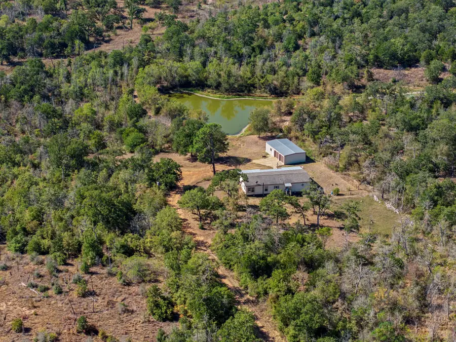 454 Leisure Ln, Cedar Creek, TX 78612 - Image #2