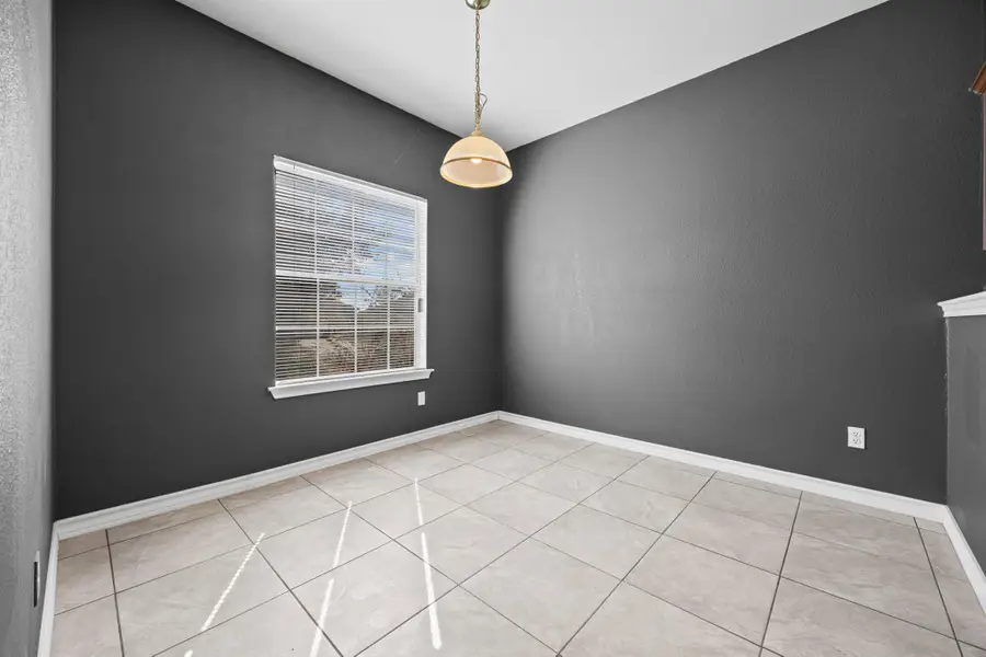 120 Almquist St, Hutto, TX 78634 - #3