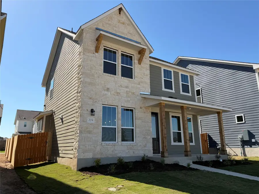 225 Leeland Dr, Liberty Hill, TX 78642 - #2