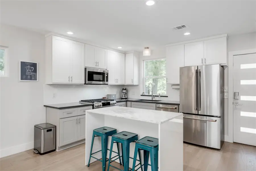 2003 Rountree Dr #1, Austin, TX 78722 - #3