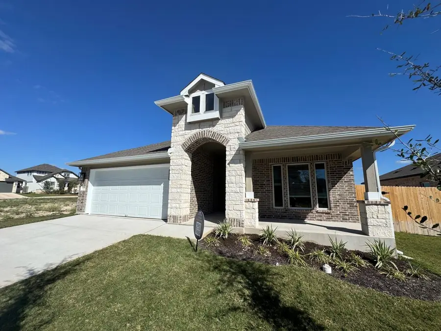 3729 Pin Oak Hills, Seguin, TX 78155 - Image #2