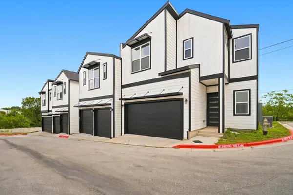 1300 Mckie Dr #33, Austin, TX 78752