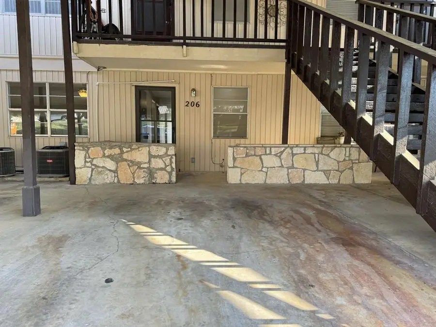 1210 Hi Stirrup #206 #UNIT 206, Horseshoe Bay, TX 78657 - #3