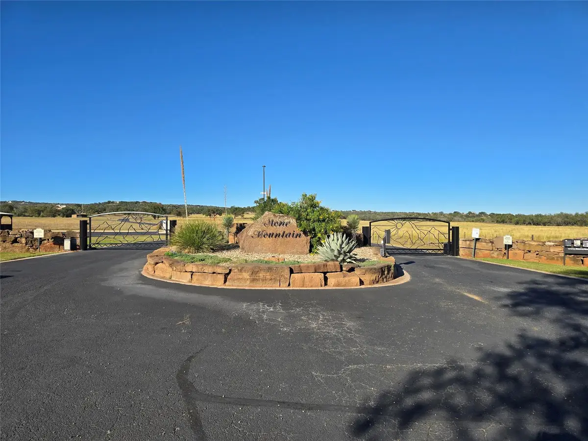 1251 Stone Mountain Dr, Marble Falls, TX 78654 - Image #1