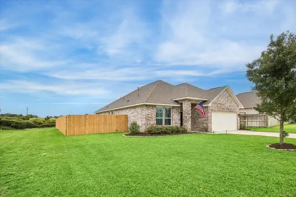 1401 Timber Oaks Dr, Brenham, TX 77833
