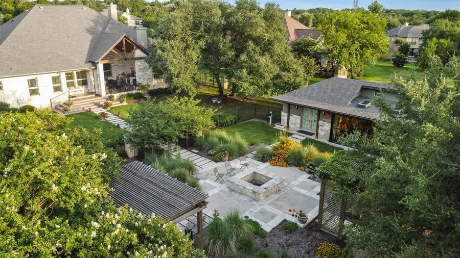 109 Willow Run, Georgetown, TX 78633 - Image #2