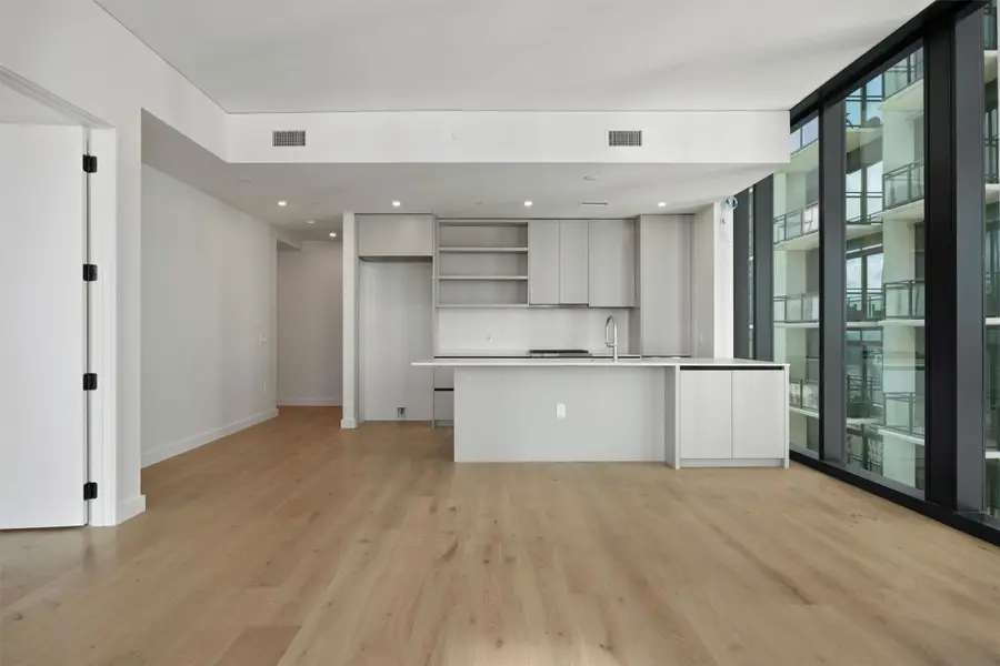 610 Davis St #2408, Austin, TX 78701 - #3