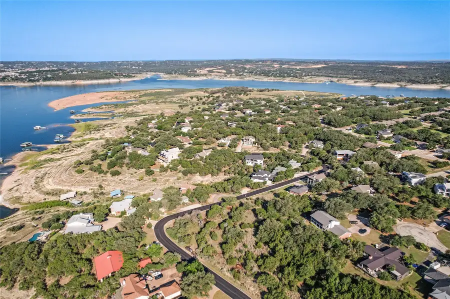 18512 Lakeland Dr, Lago Vista, TX 78645 - #2