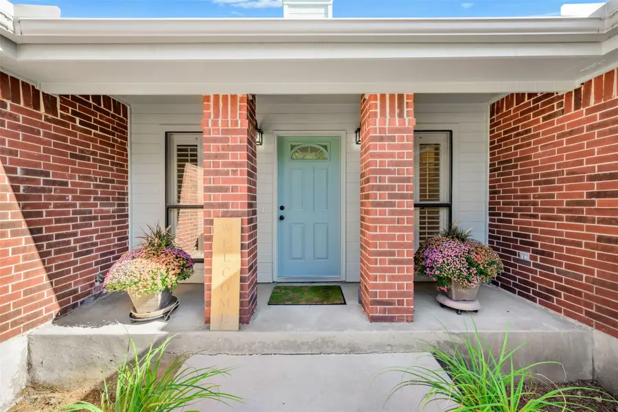 318 Hunter Rdg, San Marcos, TX 78666 - Image #2