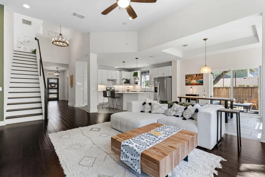 7205 Albert Rd, Austin, TX 78745 - #2