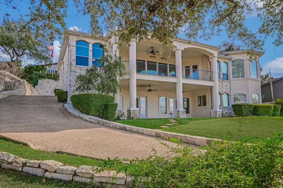 216 Corinthian St, Lakeway, TX 78734 - Image #2