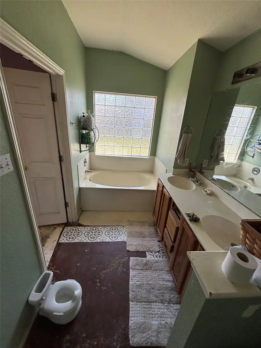 15733 Cadoz Dr, Austin, TX 78728 - #3