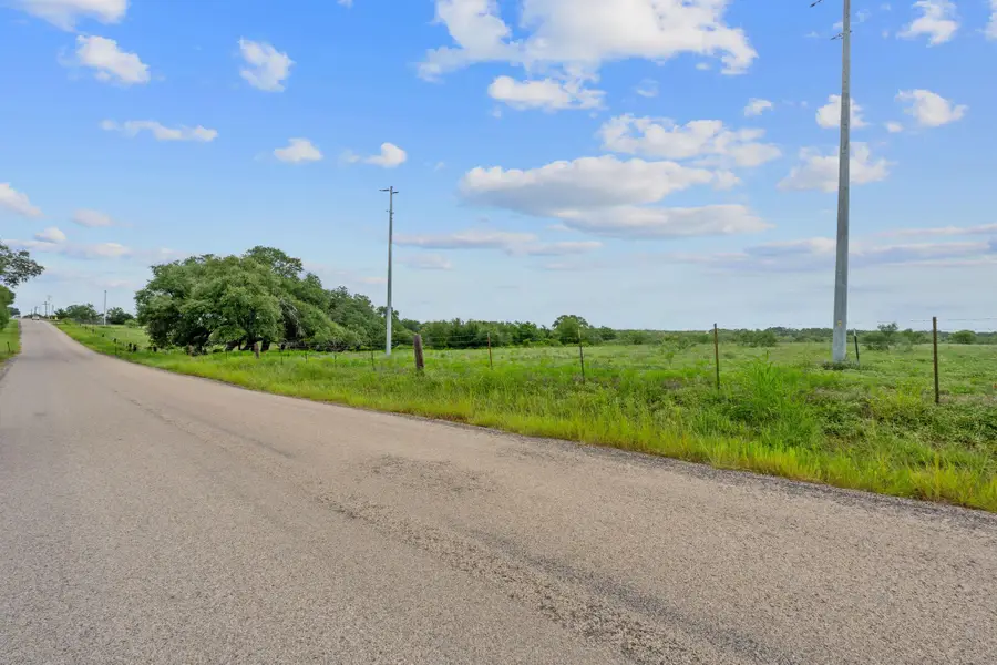 1381 Watterson Rd, Red Rock, TX 78662 - Image #3