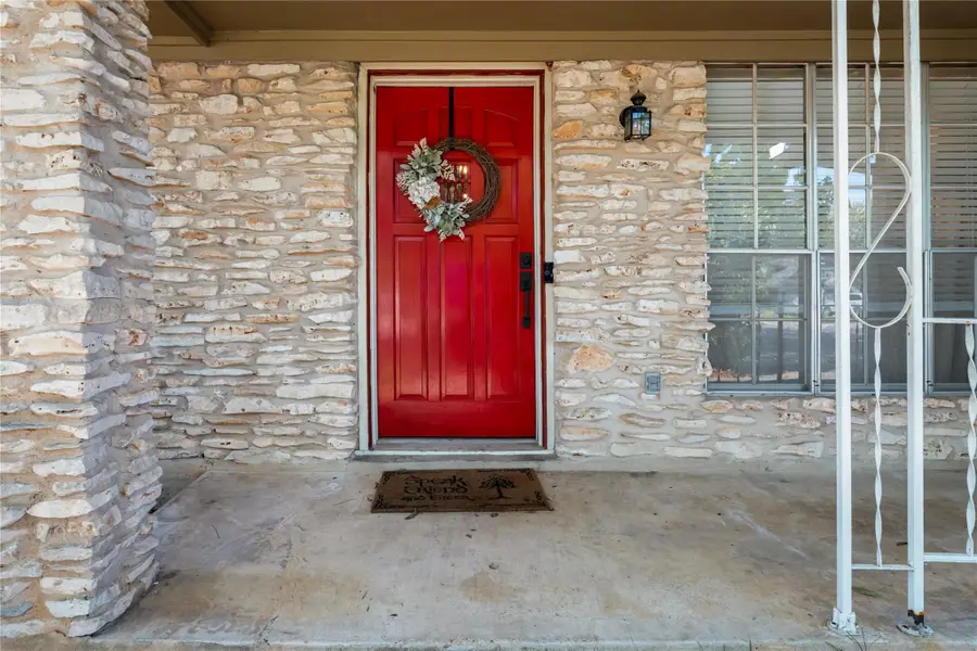 401 Dove Creek Dr, Round Rock, TX 78664 - Image #2