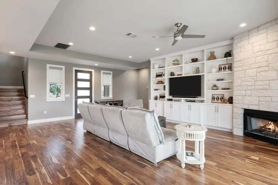 409 Dos Lagos, Dripping Springs, TX 78620 - #3