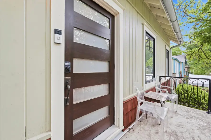 2110 De Verne St, Austin, TX 78704 - #2